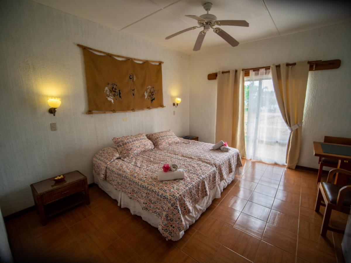 Tupa Hotel อังกาโรอา ภายนอก รูปภาพ
