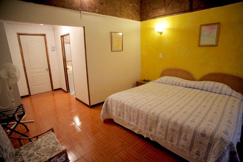 Tupa Hotel อังกาโรอา ภายนอก รูปภาพ