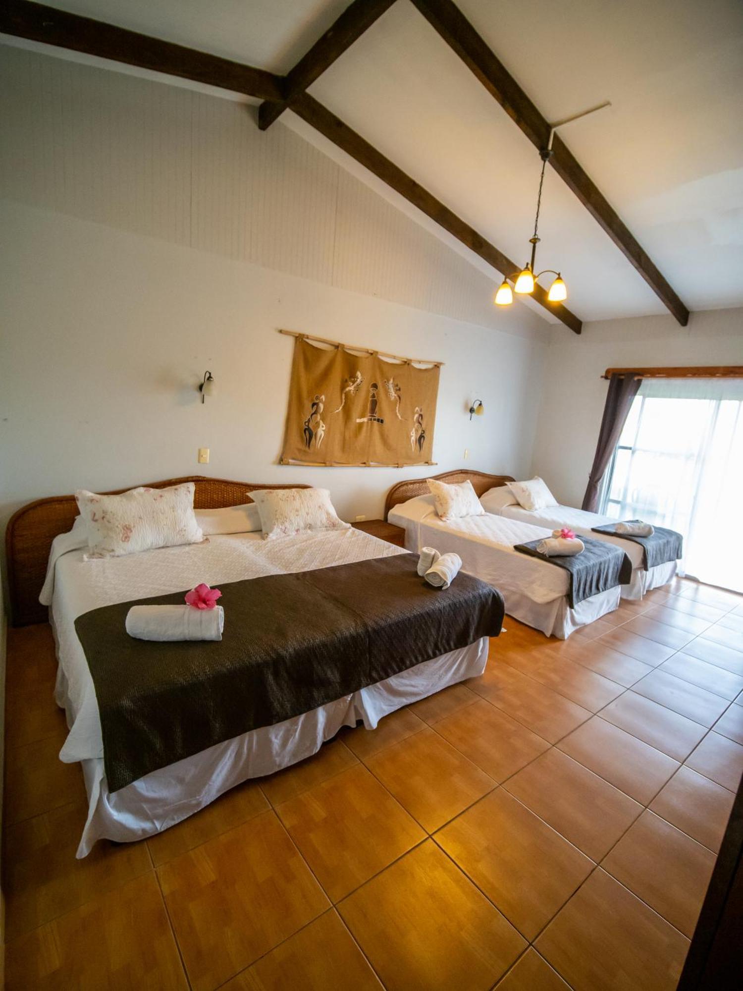 Tupa Hotel อังกาโรอา ภายนอก รูปภาพ