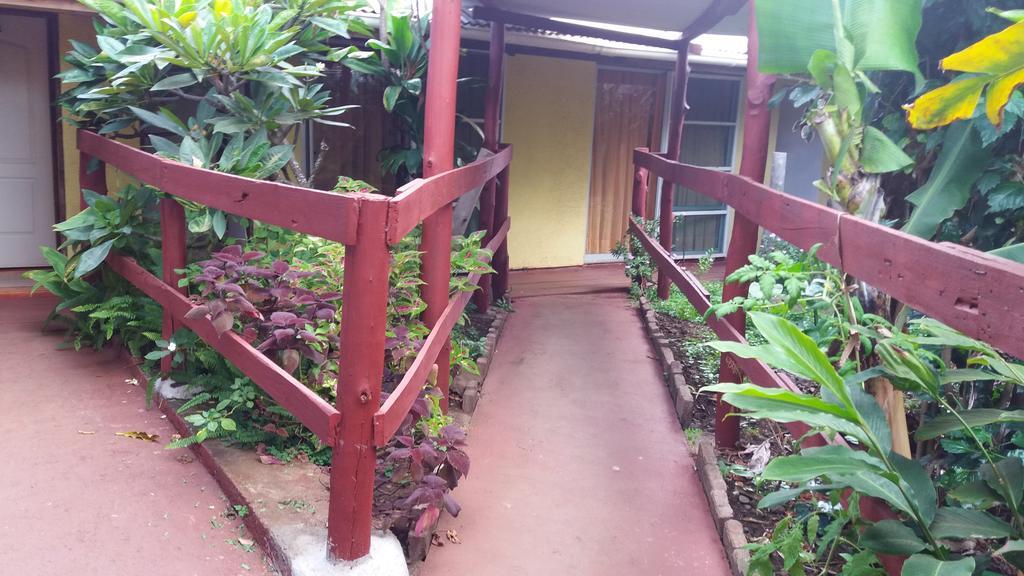 Tupa Hotel อังกาโรอา ภายนอก รูปภาพ