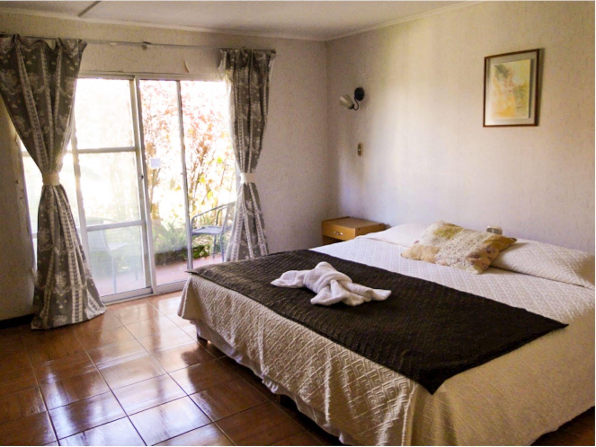 Tupa Hotel อังกาโรอา ภายนอก รูปภาพ